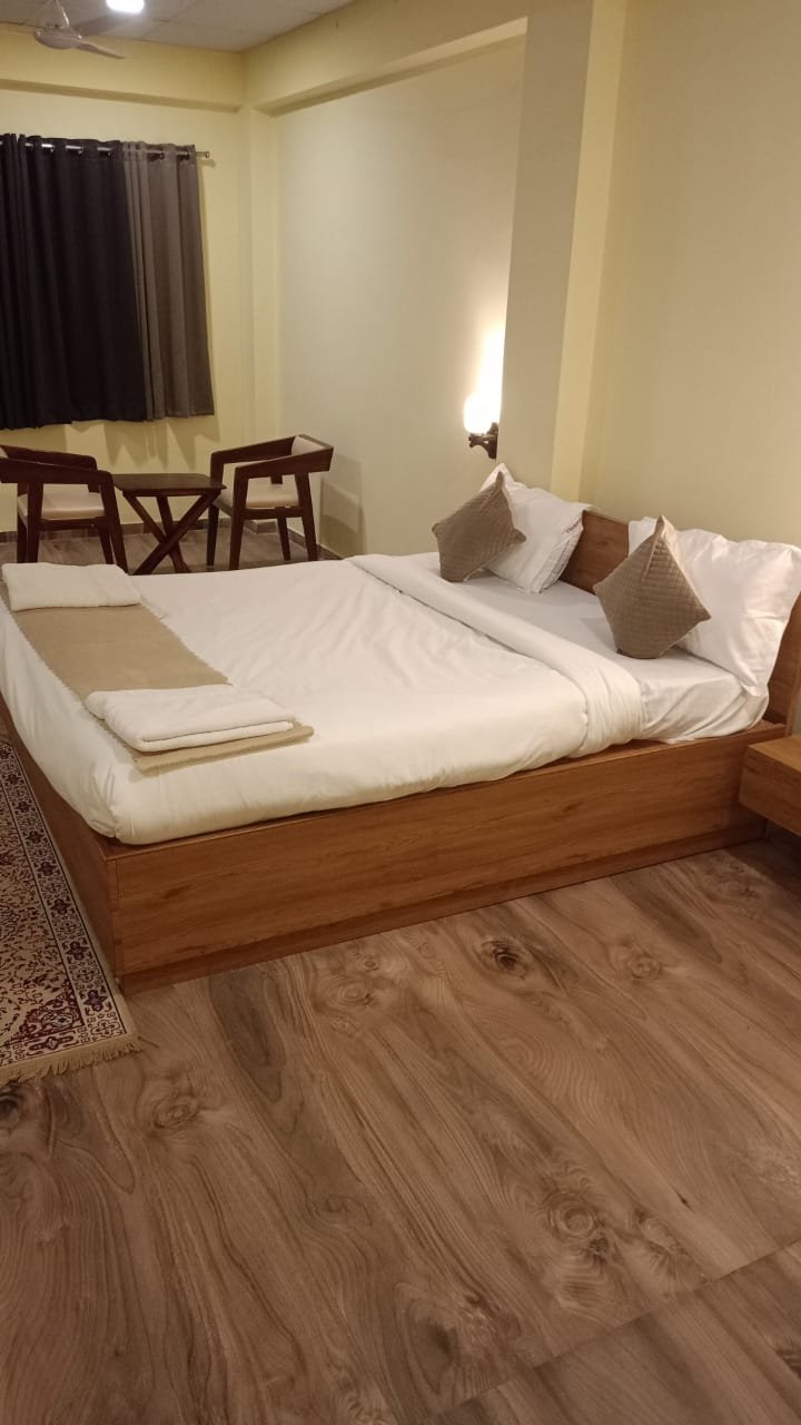 SPECIAL ROOM DISCOUNT OFFERS