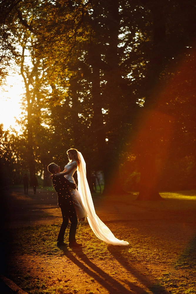 PRE-WEDDING SHOOT OFFER