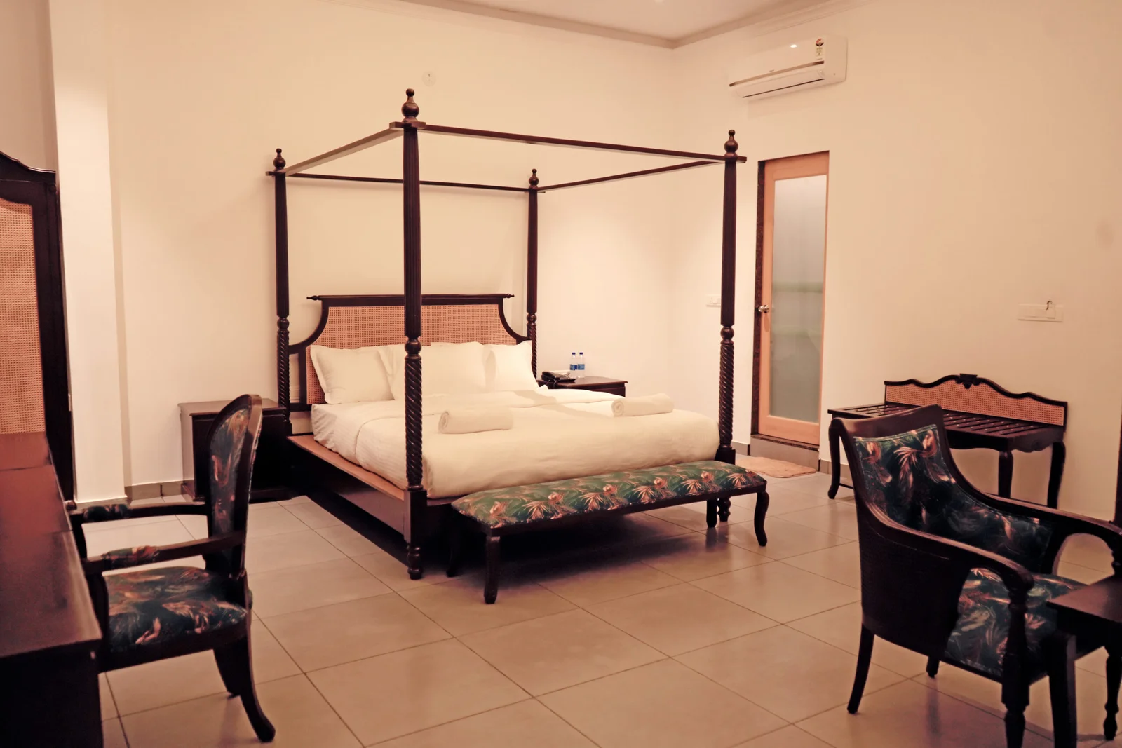 MEMBERS SPECIAL ROOM OFFER